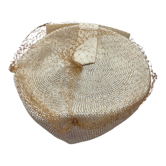 Vintage 1950s Valerie Modes Women’s Hat 22.5 Cream Straw Veil Bow 8” Prop - Picture 4 of 6